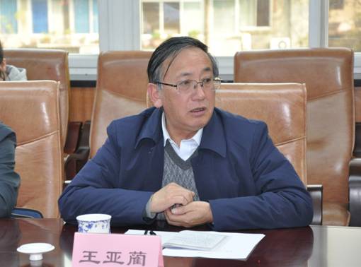 西藏自治区政协调研组一行在成办医院调研指导工作